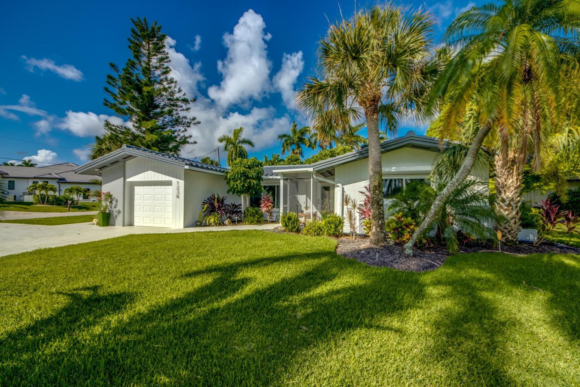 Villa De Vil Cape Coral Exterior photo